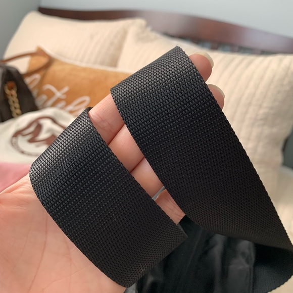 🔥 PRADA Tote 🔥 - Picture 5 of 9